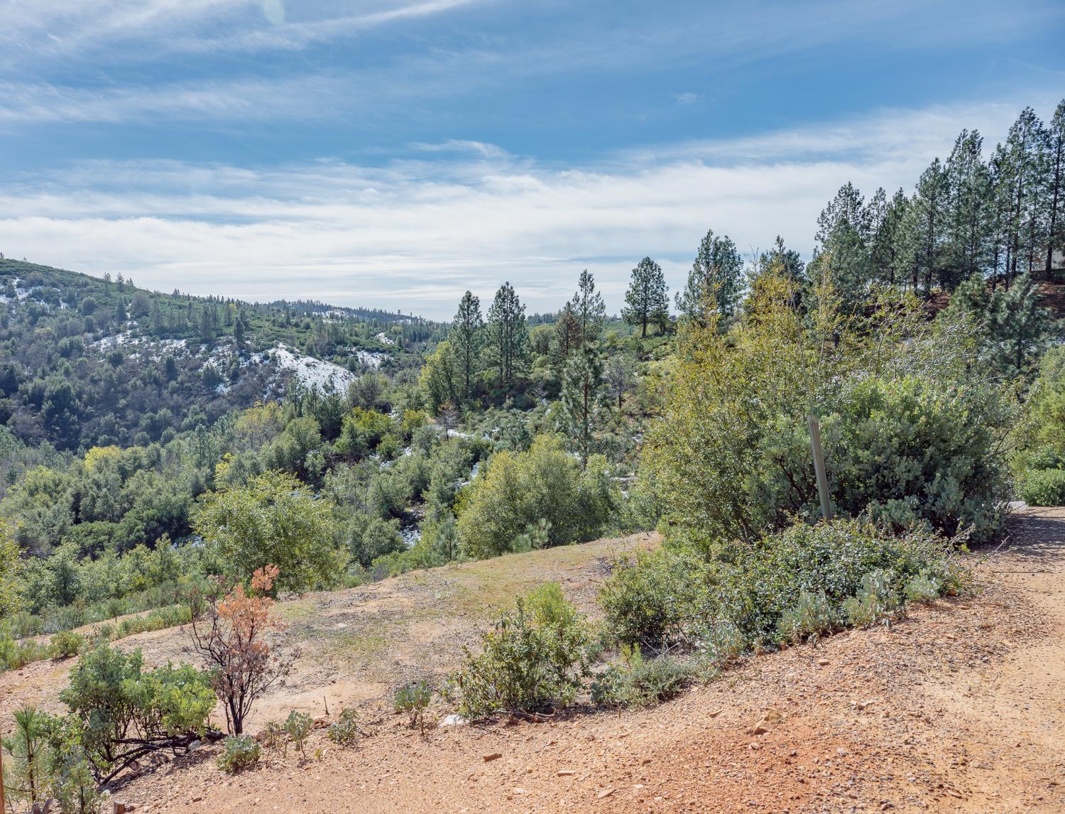 5776 Prospector Lane Murphys, CA 95247 - Photo 18 of 42 Gallery Image 18