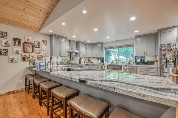 $1,490,000 | 39153 Granite Lane, Shaver Lake, CA 93664