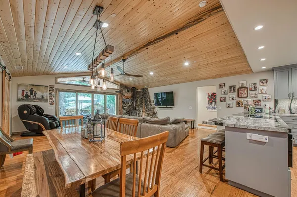 $1,490,000 | 39153 Granite Lane, Shaver Lake, CA 93664