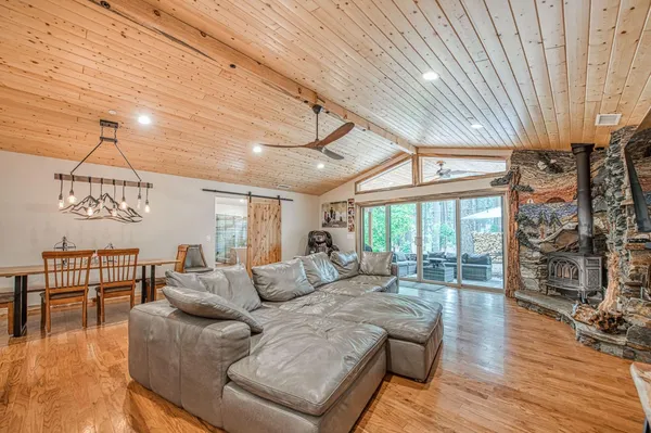 $1,490,000 | 39153 Granite Lane, Shaver Lake, CA 93664