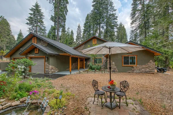 $1,490,000 | 39153 Granite Lane, Shaver Lake, CA 93664