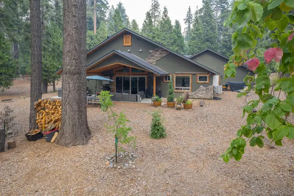 $1,490,000 | 39153 Granite Lane, Shaver Lake, CA 93664