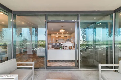 $2,849,000 | 7120 East Kierland Boulevard, Unit 915, Scottsdale, AZ 85254