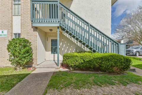 $118,900 | 250 El Dorado Boulevard, Unit 189, Webster, TX 77598