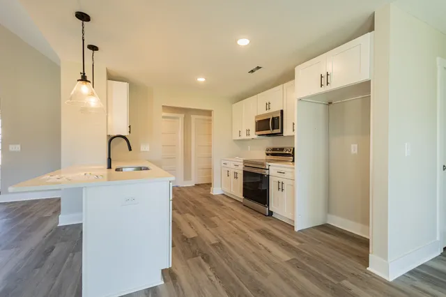 $409,900 | 58 Brooklyn Avenue, Manchester, TN 37355