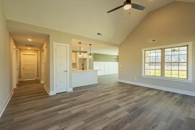 $409,900 | 58 Brooklyn Avenue, Manchester, TN 37355