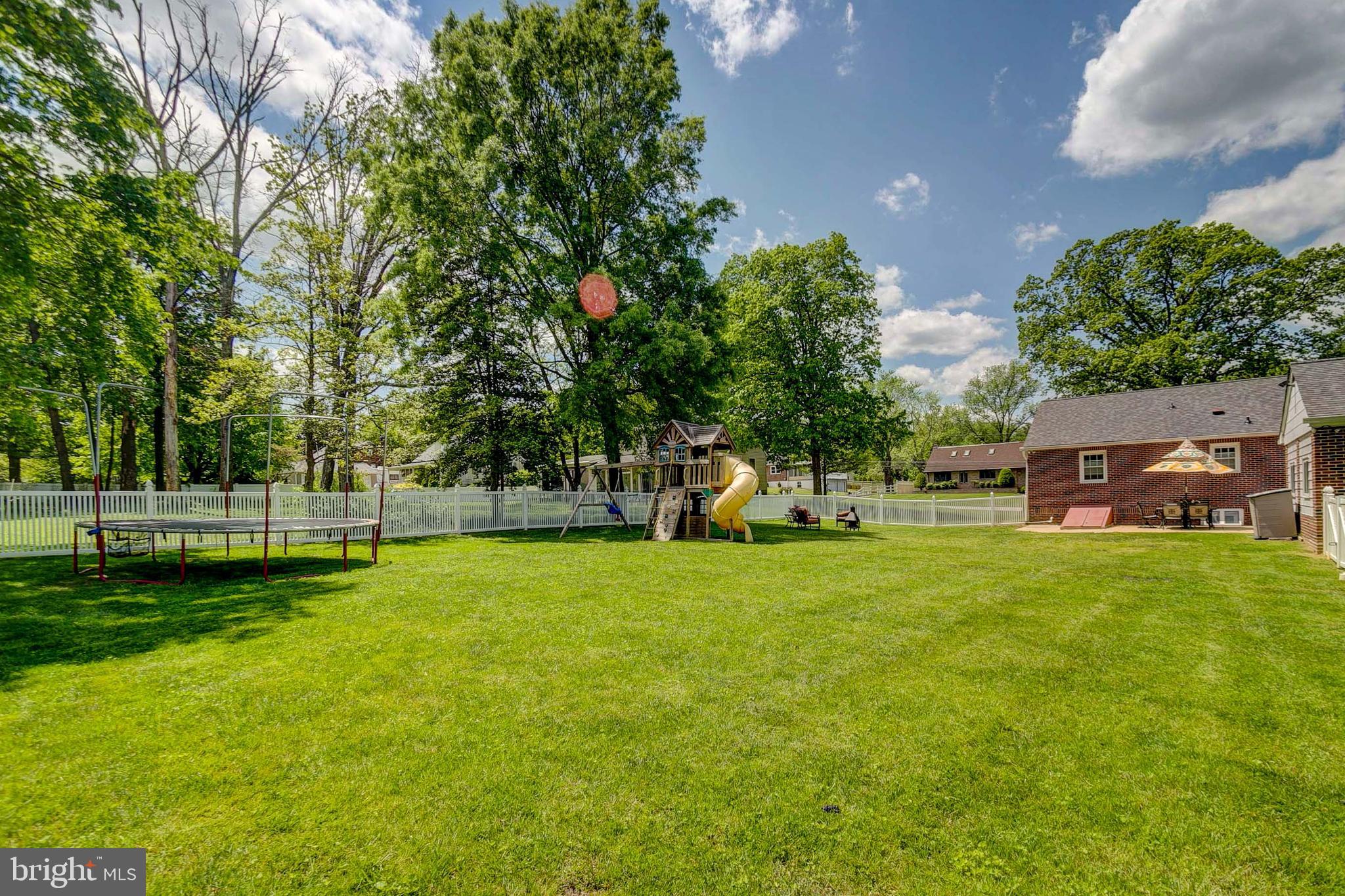 10417 Vincent Road White Marsh, MD 21162 - Photo 12 of 59 Gallery Image 12