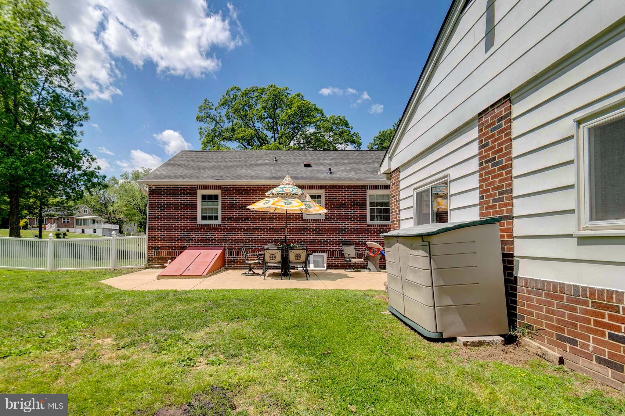 10417 Vincent Road White Marsh, MD 21162 - Photo 7 of 59 Gallery Image 7