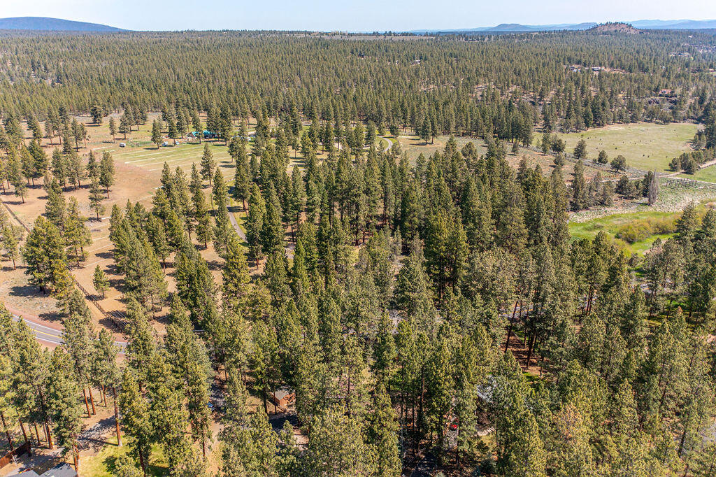 69660 Omaha Road Sisters, OR 97759 - Photo 38 of 45 RileyVisuals-21