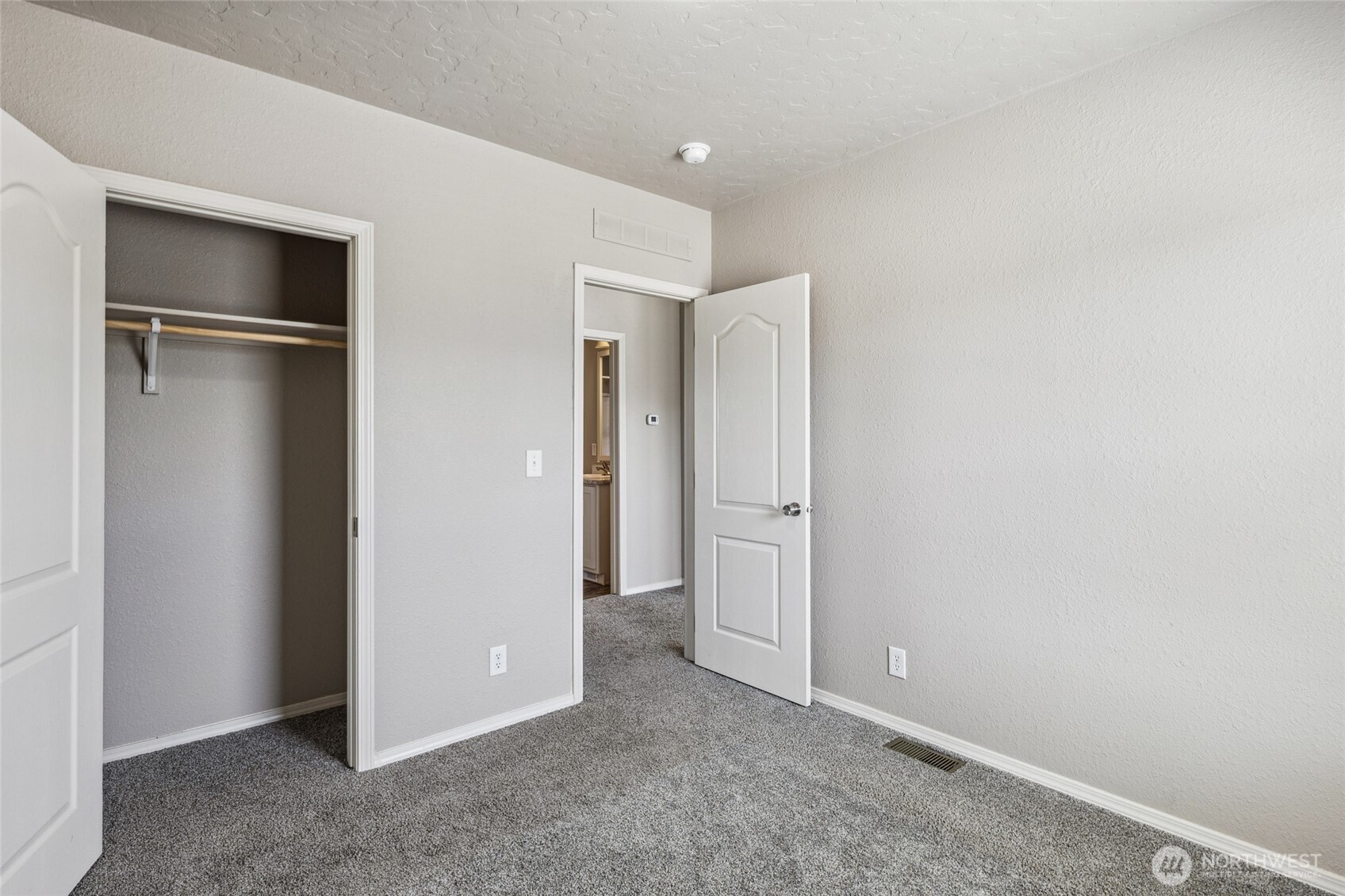 1701 Burr Avenue, Unit 67 Moses Lake, WA 98837 - Photo 18 of 33