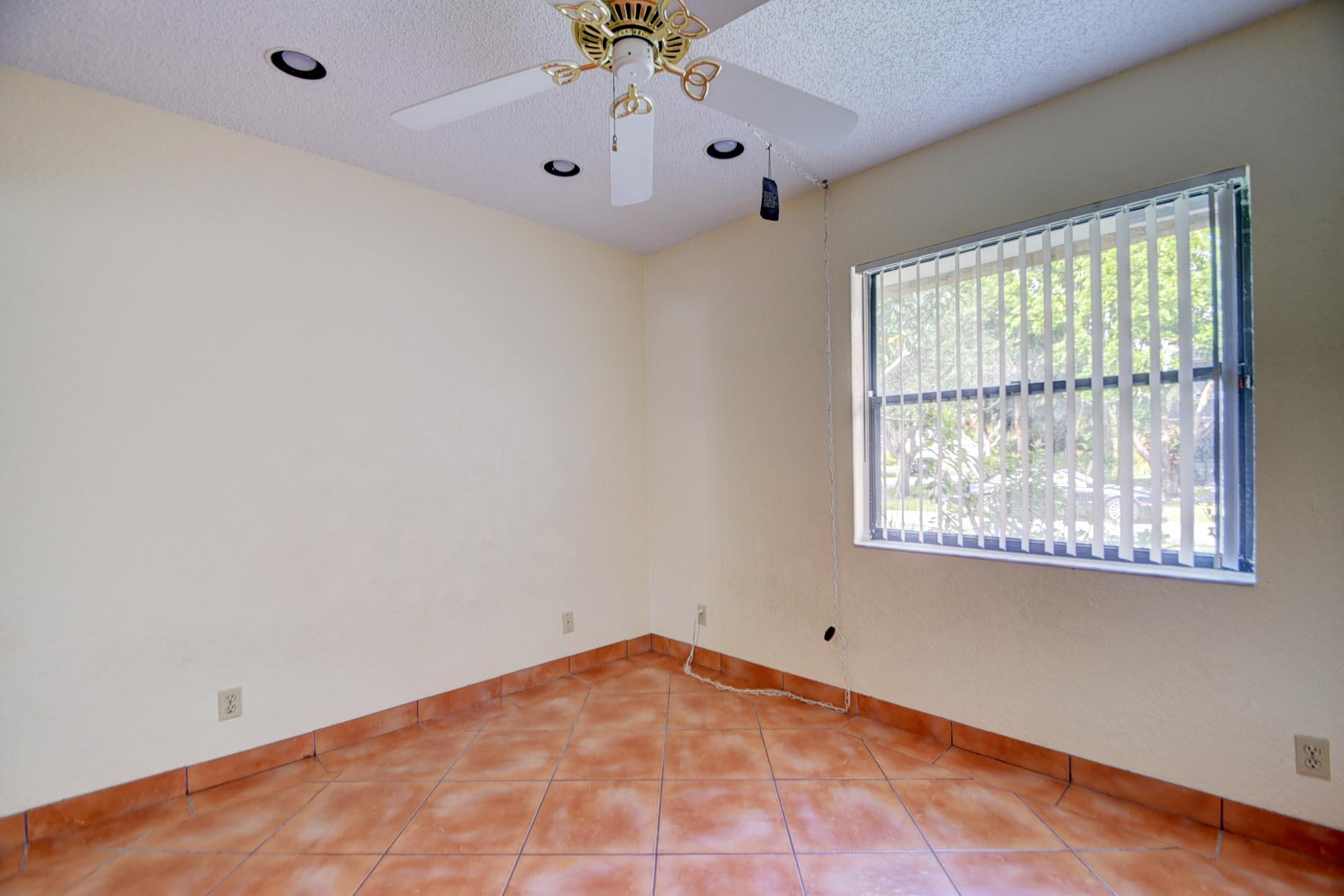 9264 Ketay Circle Boca Raton, FL 33428 - Photo 20 of 40 DSC_2563_4_5_6_7