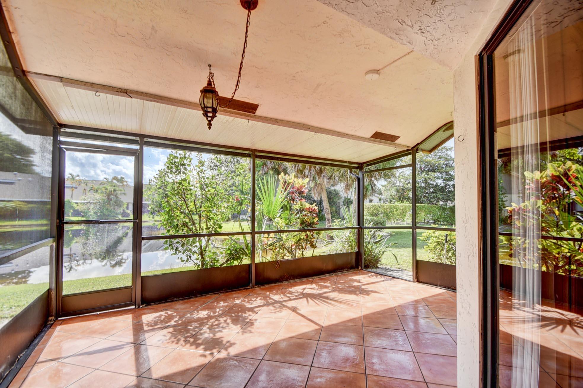 9264 Ketay Circle Boca Raton, FL 33428 - Photo 3 of 40 DSC_2608_09_10_11_12