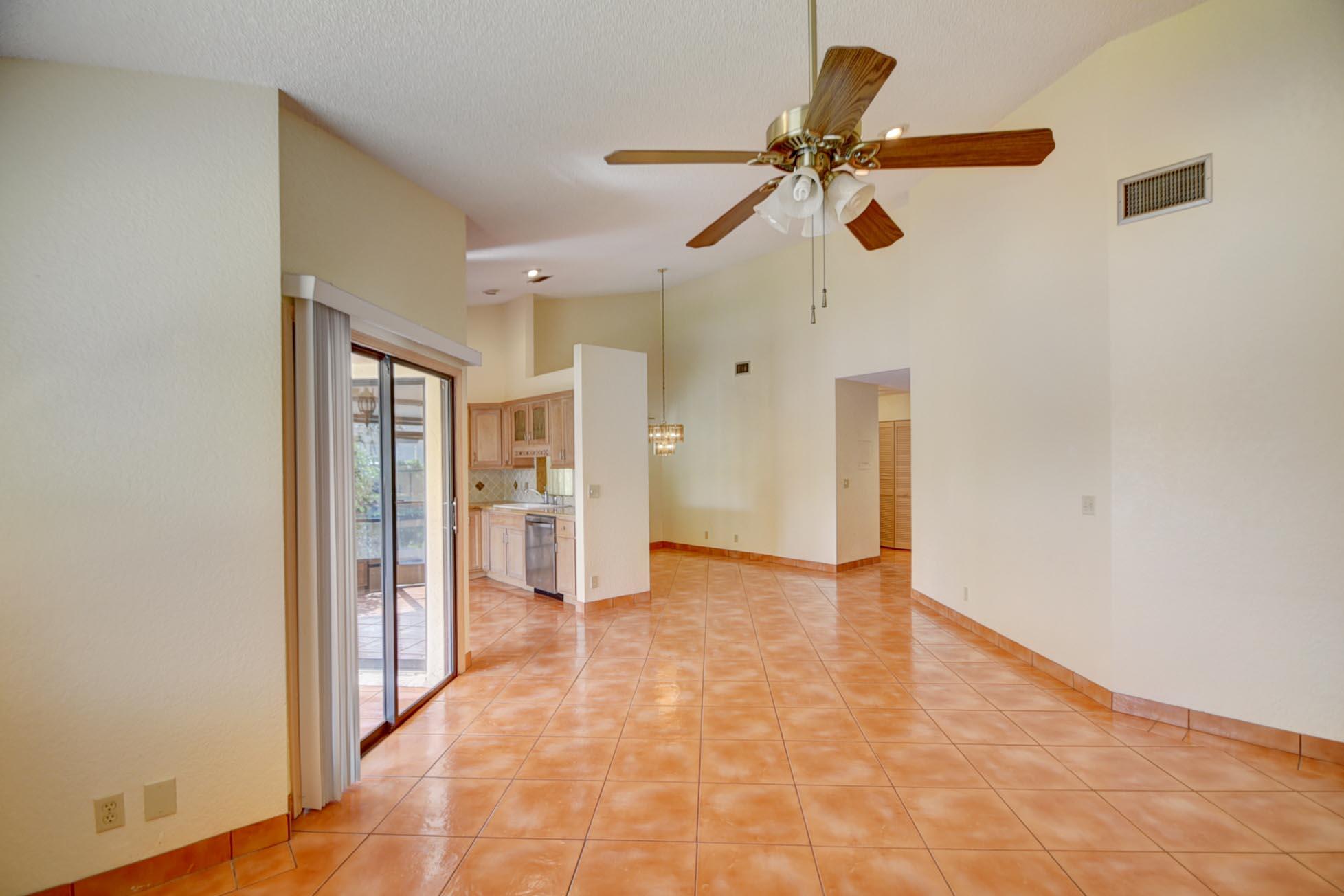 9264 Ketay Circle Boca Raton, FL 33428 - Photo 9 of 40 DSC_2473_4_5_6_7