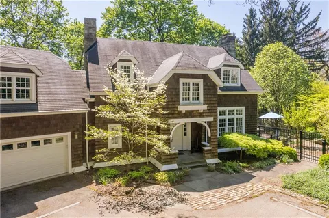 $1,395,000 | 739 Chestnut Road, Sewickley, PA 15143