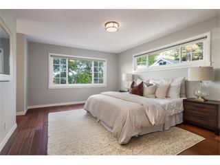 660 Pullman Road Hillsborough, CA 94010 - Photo 11 of 17