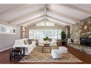 660 Pullman Road Hillsborough, CA 94010 - Photo 4 of 17