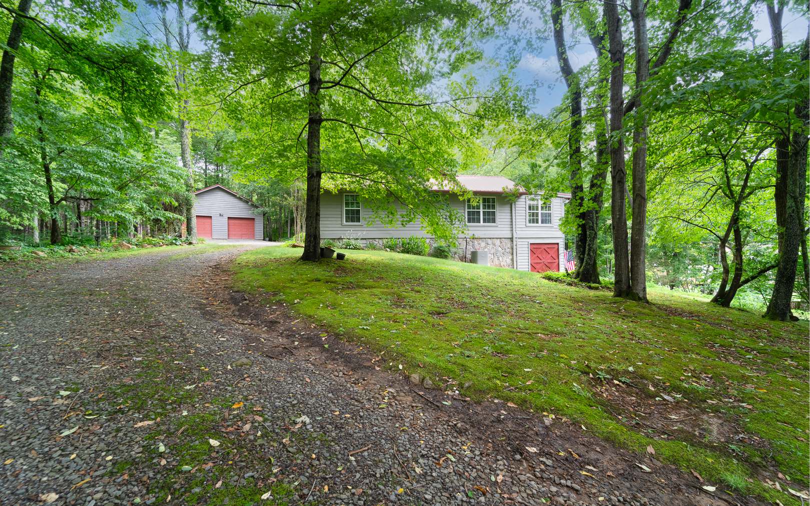 1025 Bill Barker Road Murphy, NC 28906 - Photo 2 of 50 Additional View