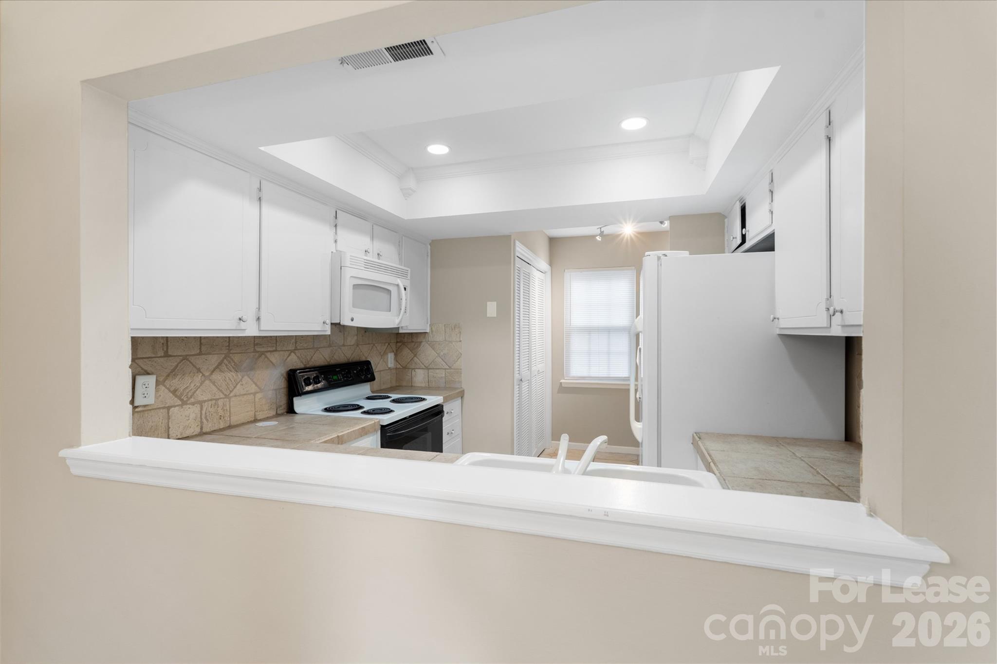 7825 Renaissance Court, Unit B Charlotte, NC 28226 - Photo 12 of 27