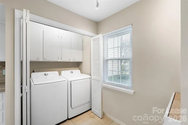 $1,595 | 7825 Renaissance Court, Unit B, Charlotte, NC 28226