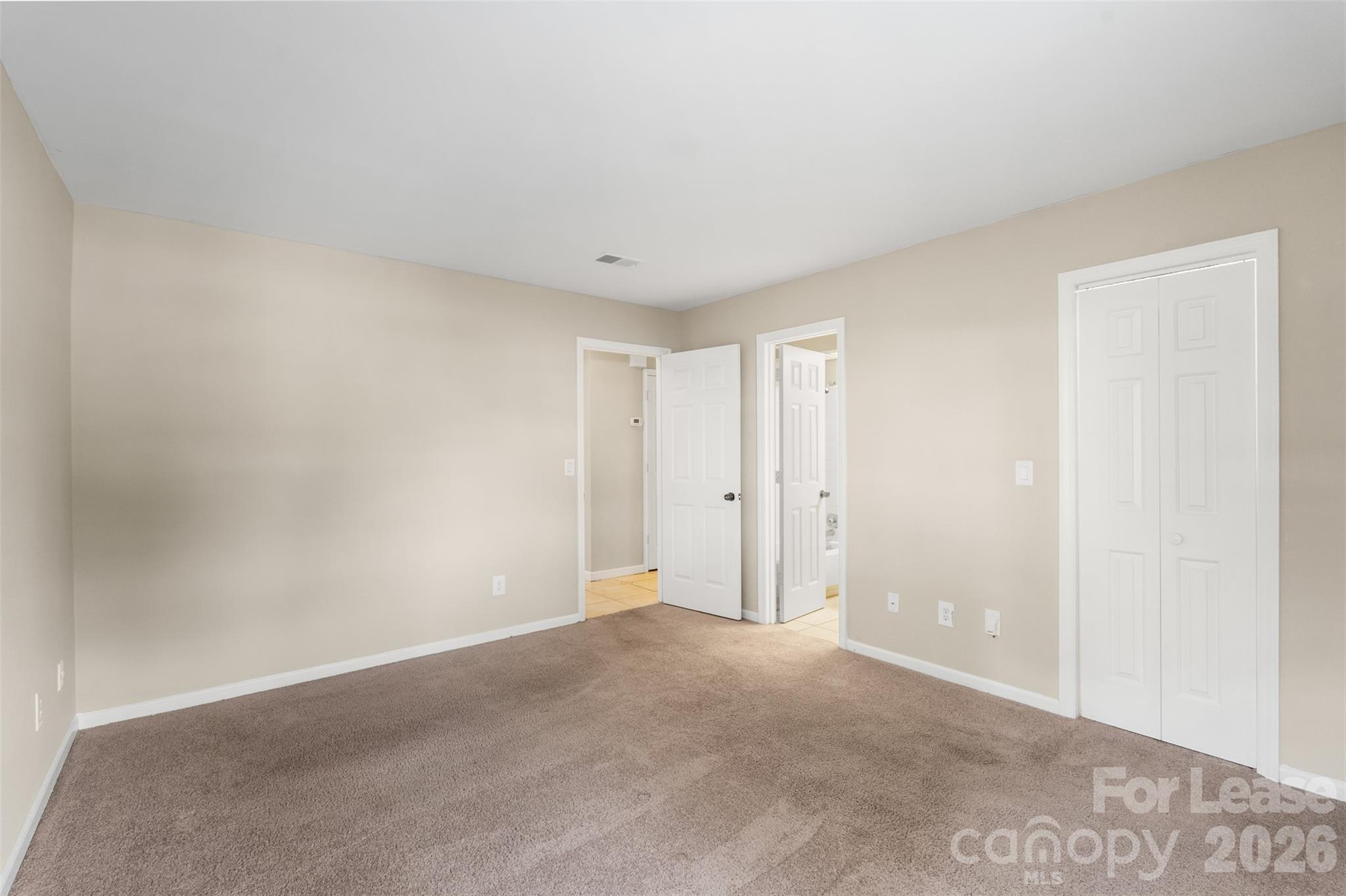 7825 Renaissance Court, Unit B Charlotte, NC 28226 - Photo 17 of 27