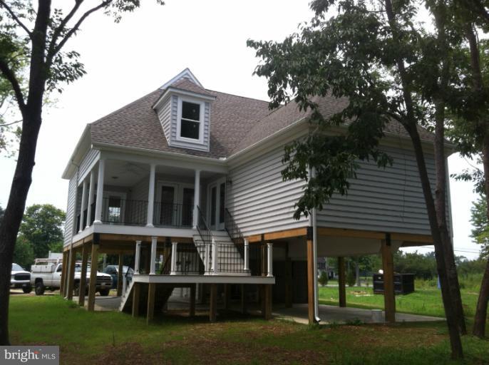 627 Dominion Road Chester, MD 21619 - Photo 2 of 19 Exterior (Rear)