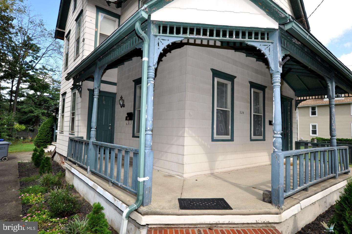 824 Laurel Street Delanco, NJ 08075 - Photo 2 of 31 Wrap around front porch
