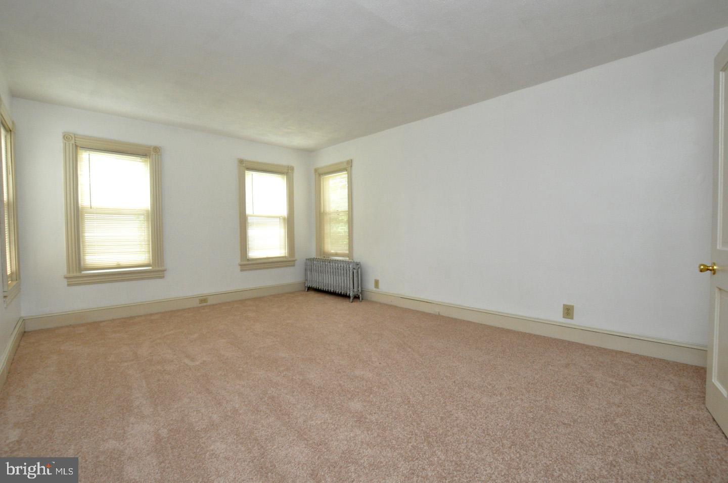 824 Laurel Street Delanco, NJ 08075 - Photo 11 of 31