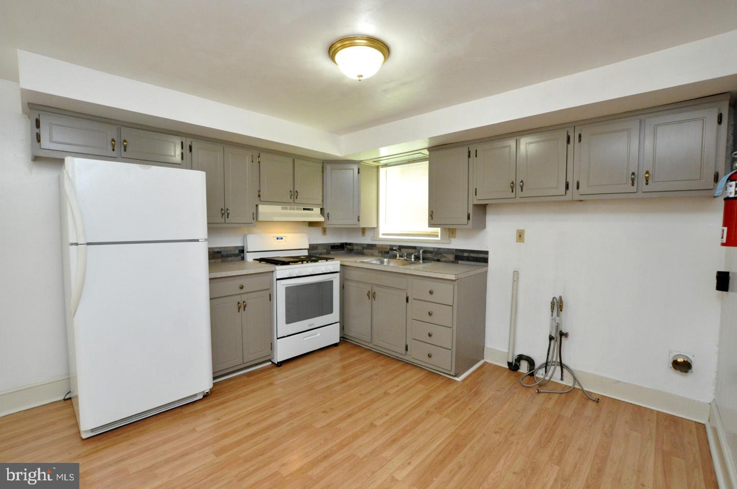 824 Laurel Street Delanco, NJ 08075 - Photo 10 of 31