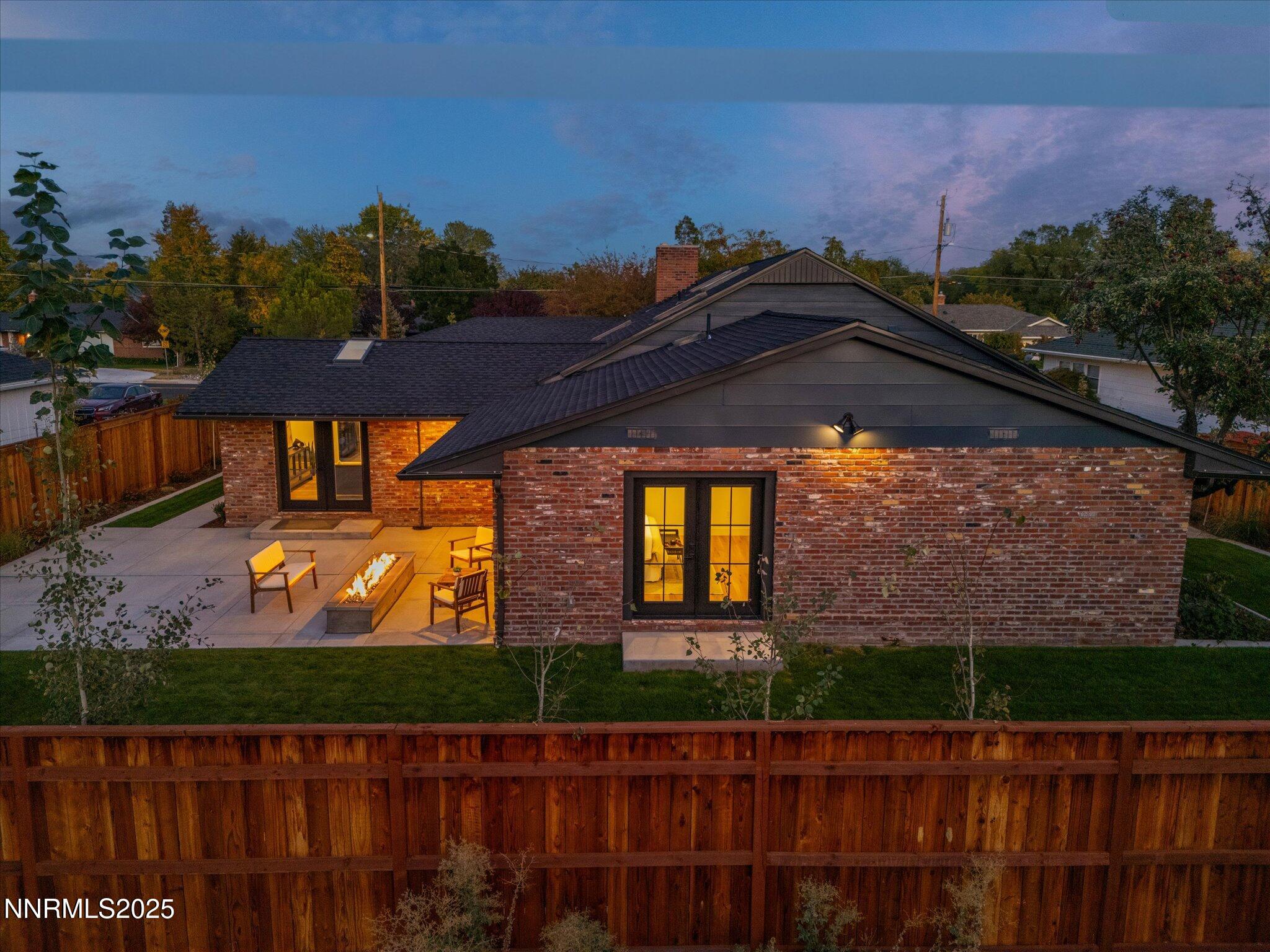1245 Sharon Way Reno, NV 89509 - Photo 48 of 51 081-1245 Sharon Way-twilights-102