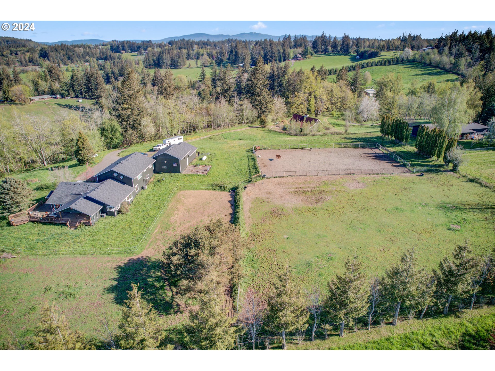 33820 Southeast Hurlburt Road Corbett, OR 97019 - Photo 5 of 43 Gallery Image 5