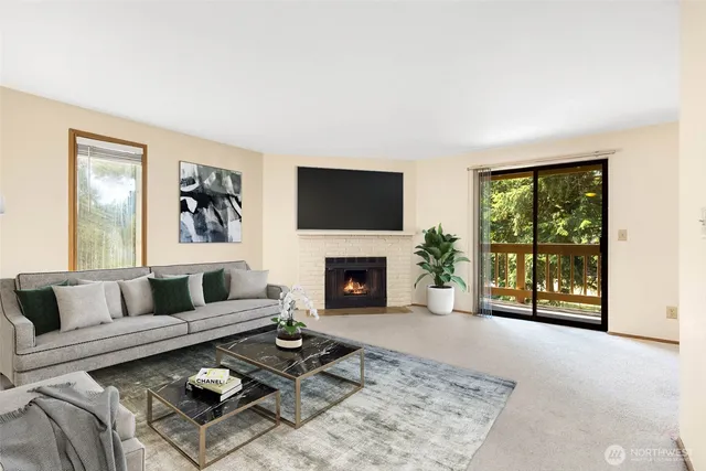 $1,995 | 17425 119th Lane Southeast, Unit D30, Renton, WA 98058