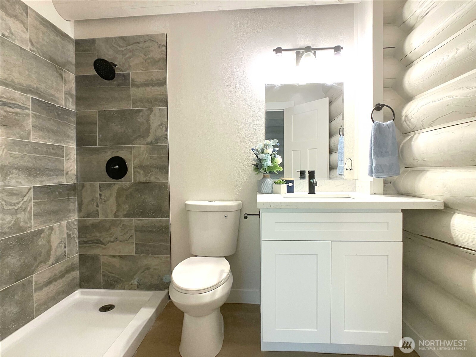 193 Crego Ridge Road Chehalis, WA 98532 - Photo 22 of 31 a bathroom with a sink a toilet and shower