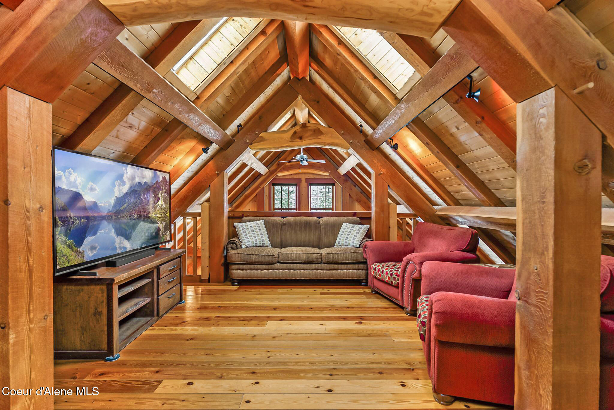 2222 Hidden Valley Road Sandpoint, ID 83864 - Photo 39 of 92 Family room loft