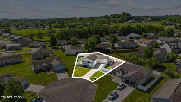 $350,000 | 1514 Julia Allison Drive, Sevierville, TN 37876