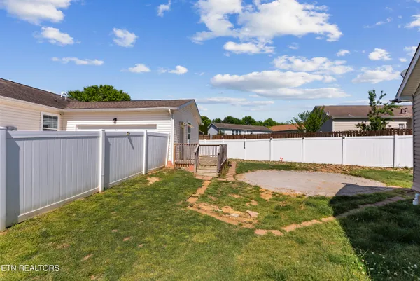 $350,000 | 1514 Julia Allison Drive, Sevierville, TN 37876