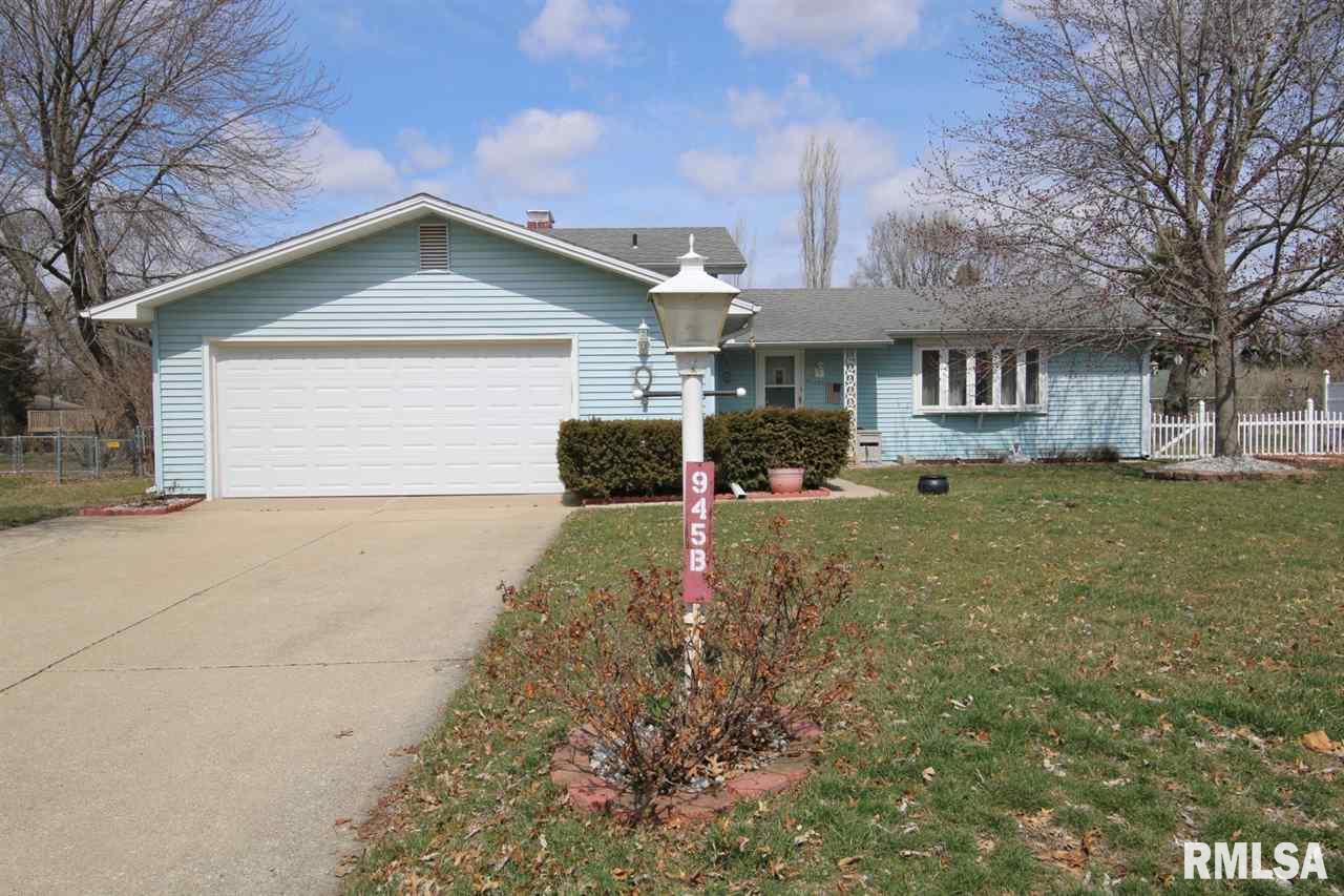 3211 East Rene Avenue Chillicothe, IL 61523 - Photo 1 of 36 Gallery Image 1