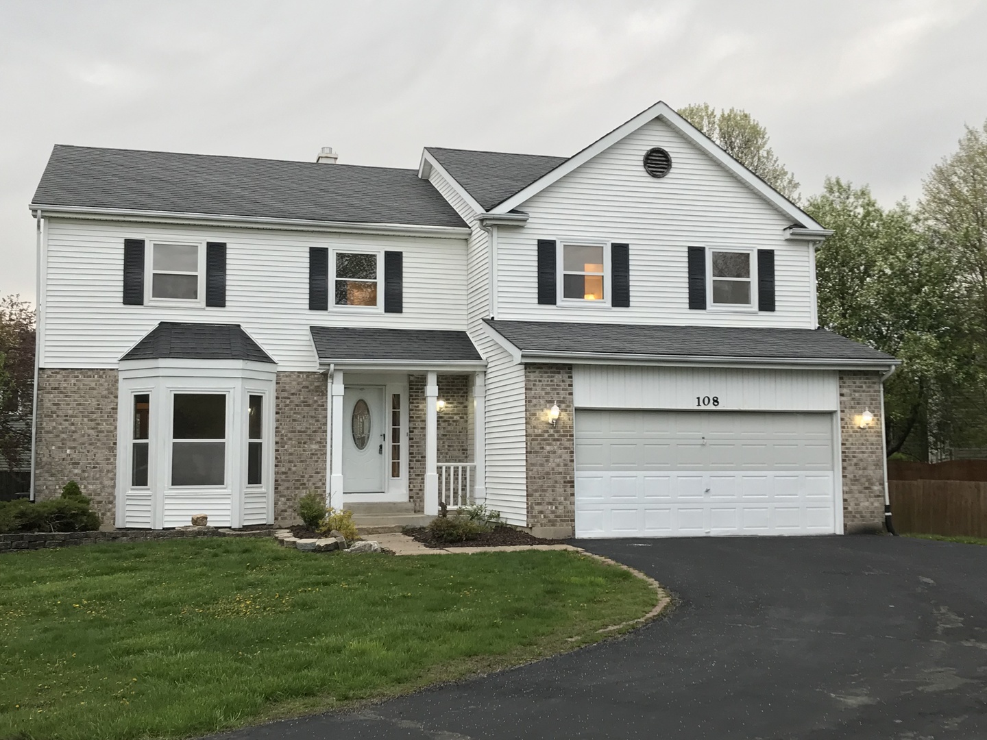 108 Country Court Bolingbrook, IL 60440 - Photo 1 of 12