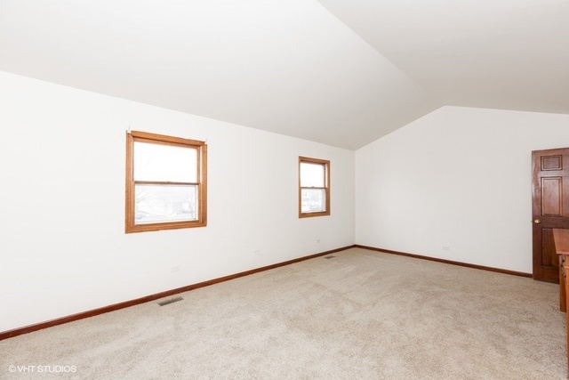 108 Country Court Bolingbrook, IL 60440 - Photo 8 of 12