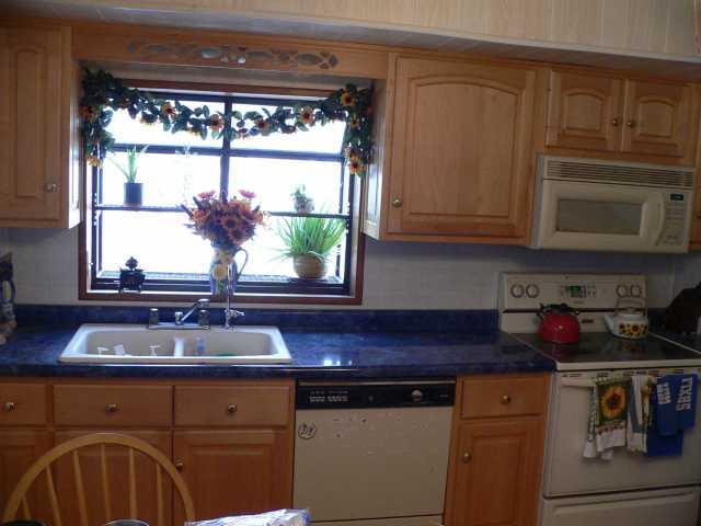 224 Thompson Road Indianapolis, IN 46227 - Photo 8 of 12 Gallery Image 8