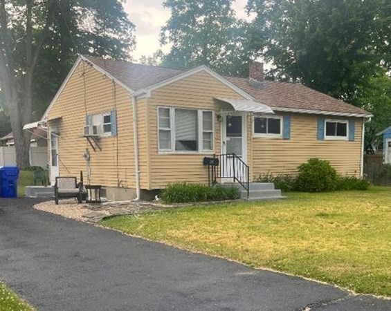 42 Steuben Street Springfield, MA 01151 - Photo 2 of 9 Gallery Image 2