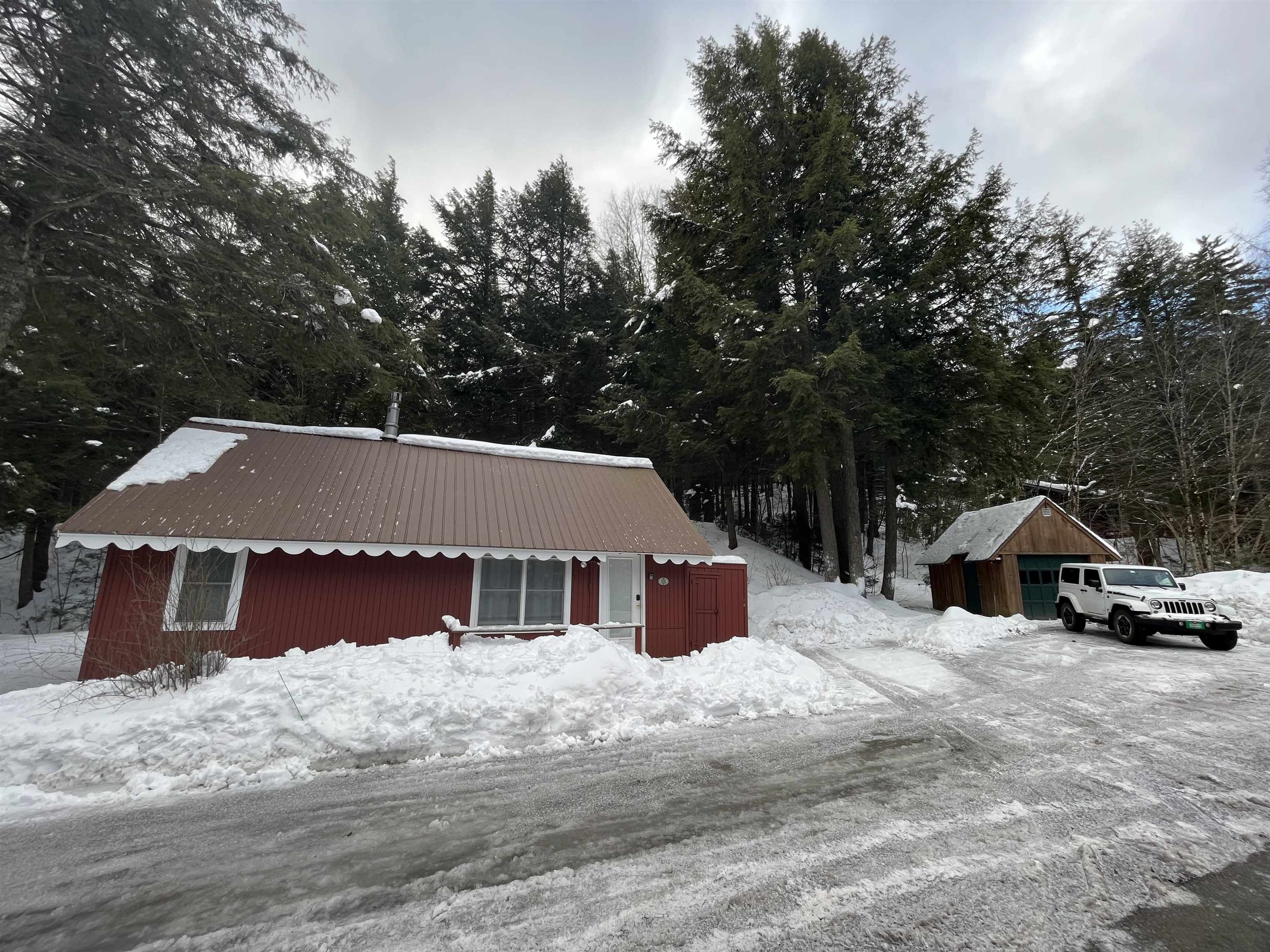 881 Stratton Arlington Road Wardsboro, VT 05360 - Photo 1 of 22 Gallery Image 1
