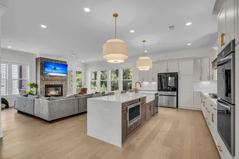 $1,469,999 | 1068 Capersview Court, Awendaw, SC 29429