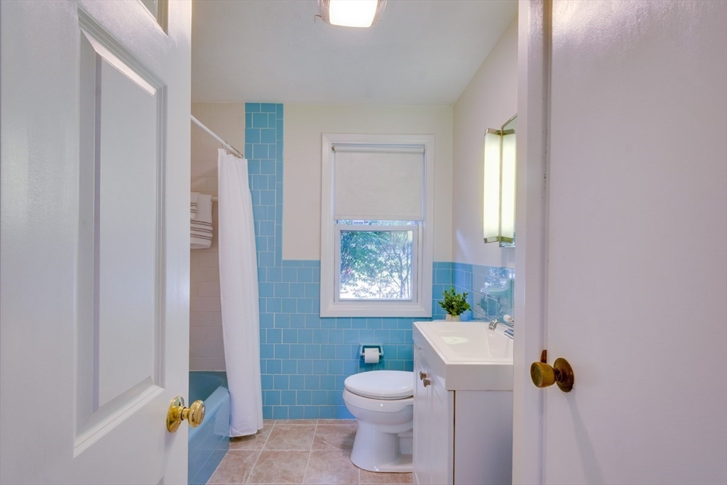 4 Dodge Road Brockton, MA 02302 - Photo 13 of 25