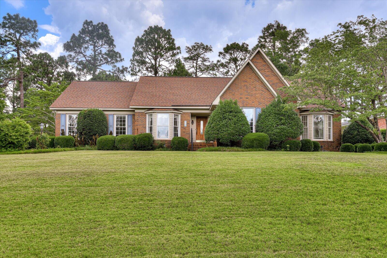 113 Pine Needle Road Aiken, SC 29803 - Photo 1 of 38 Gallery Image 1