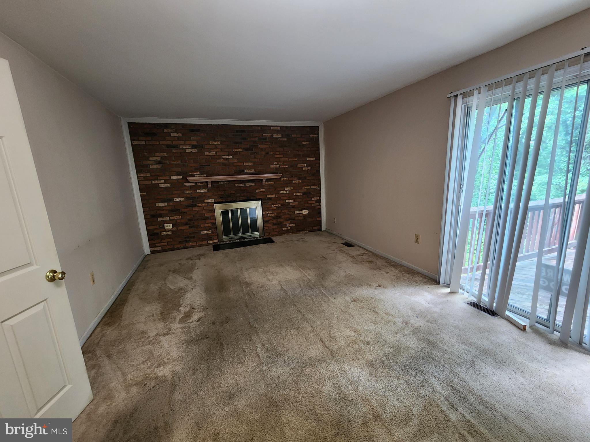 4205 Glenn Dale Road Bowie, MD 20720 - Photo 7 of 23 Family room