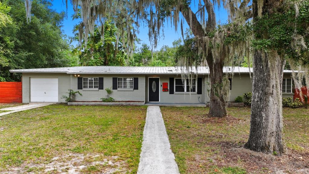 130 Southwest Peach Street Keystone Heights, FL 32656 - Photo 6 of 39