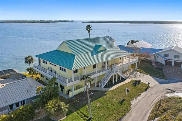 $2,999,999 | 1905 Mississippi Avenue, Englewood, FL 34224