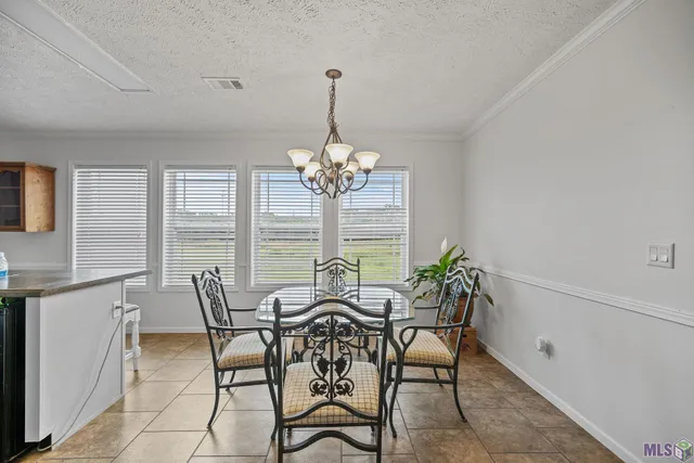 $235,000 | 23611 Riley Road, Pride, LA 70770