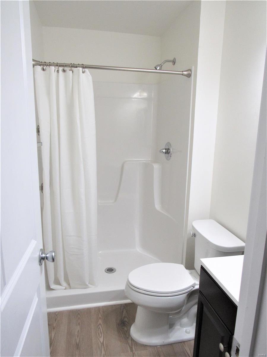 4453 Thatcher Road Alton, IL 62002 - Photo 13 of 27