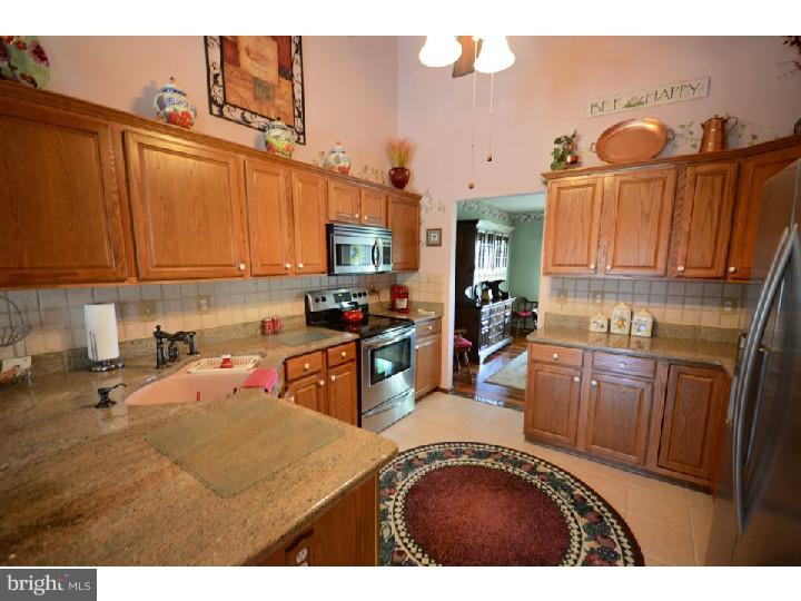 12 Stone Ridge Drive Mickleton, NJ 08056 - Photo 4 of 19 Kitchen